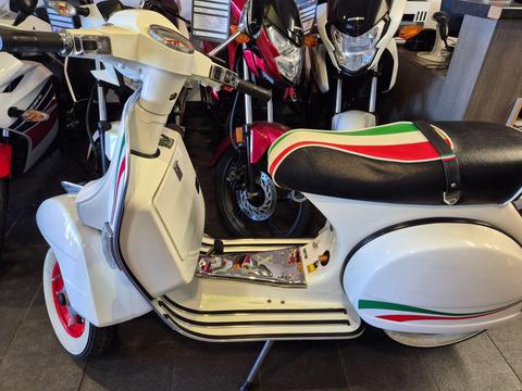 Piaggio Vespa PX 125 Scooter 125 Euro 3