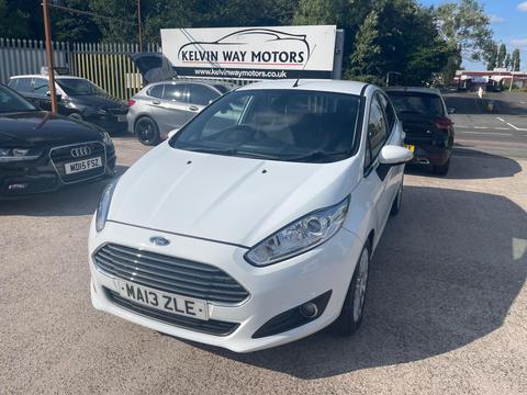 Ford Fiesta Hatchback 1.0T EcoBoost Titanium Euro 5 (s/s) 5dr