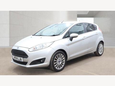 Ford Fiesta Hatchback 1.5 TDCi Titanium Euro 5 5dr