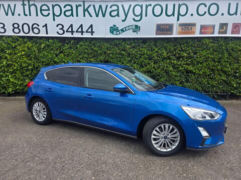 Ford Focus Hatchback 1.0T EcoBoost Titanium Euro 6 (s/s) 5dr