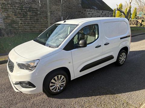 Vauxhall Combo Panel Van 1.6 Turbo D 2300 Sportive L1 H1 Euro 6 (s/s) 4dr