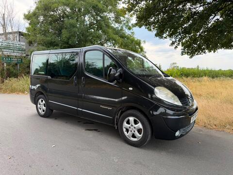 Renault Trafic Minibus 2.7 dci 9 seater minibus sport