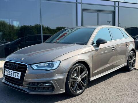 Audi A3 Hatchback 1.6 TDI S line Sportback Euro 5 (s/s) 5dr