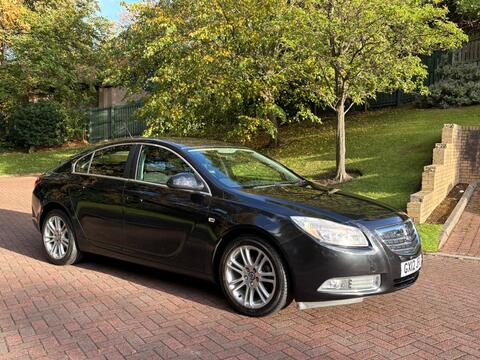 Vauxhall Insignia Hatchback 1.8 16V Exclusiv Euro 5 5dr
