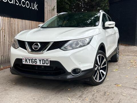 Nissan Qashqai SUV 1.6 dCi Tekna XTRON 2WD Euro 6 (s/s) 5dr