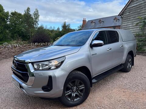 Toyota Hilux Pickup 2.4 D-4D Icon Auto 4WD Euro 6 (s/s) 4dr