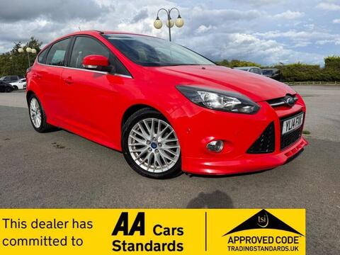 Ford Focus Hatchback 1.6 TDCi Zetec S Euro 5 (s/s) 5dr