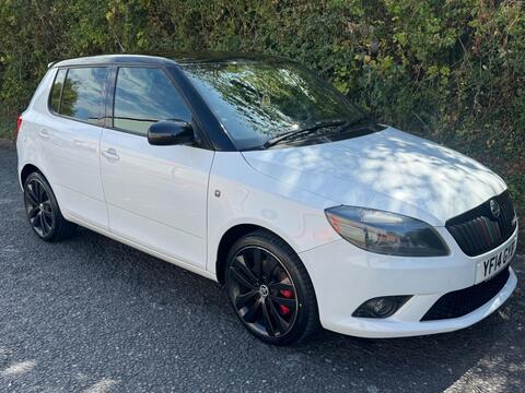 Skoda Fabia Hatchback 1.4 TSI vRS S2000 DSG Euro 5 5dr
