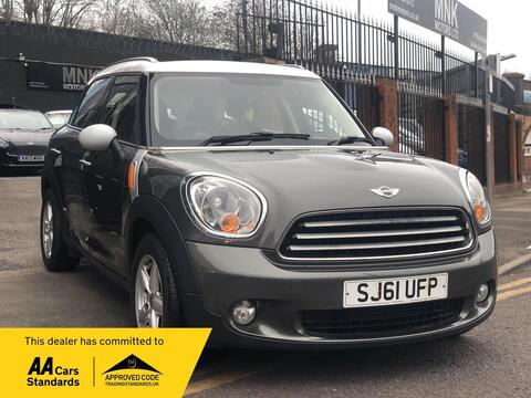 MINI Countryman SUV 1.6 Cooper D Euro 5 (s/s) 5dr