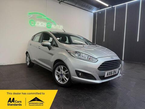 Ford Fiesta Hatchback 1.0T EcoBoost Zetec Euro 6 (s/s) 5dr