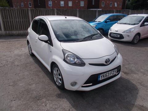 Toyota AYGO Hatchback 1.0 VVT-i Mode Euro 5 5dr