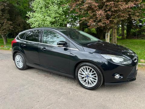Ford Focus Hatchback 1.0T EcoBoost Zetec Euro 5 (s/s) 5dr