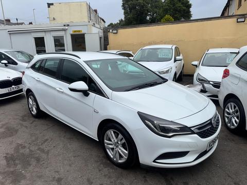 Vauxhall Astra Estate 1.6 CDTi BlueInjection Design Sports Tourer Euro 6 (s/s) 5dr
