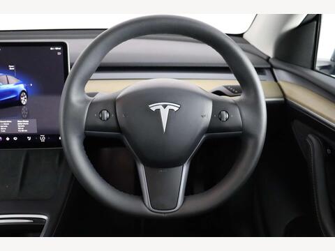Tesla Model Y SUV (Dual Motor) Long Range Auto 4WDE 5dr