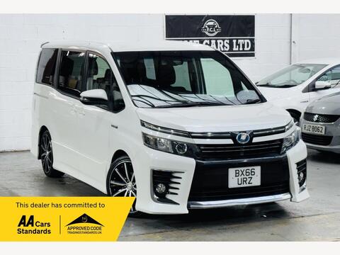 Toyota Voxy MPV ZS 1.8 Petrol Hybrid 5dr