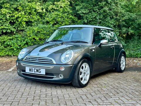 MINI Hatch Hatchback 1.6 Cooper Park Lane CVT Euro 4 3dr