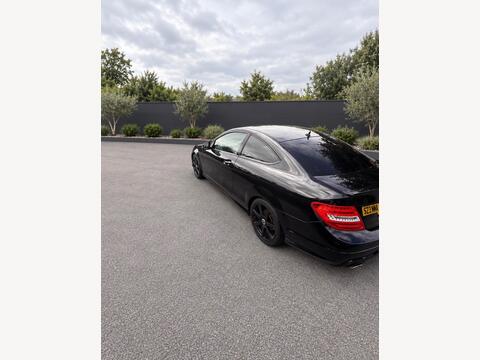 2015 Mercedes C Class, photograph 4