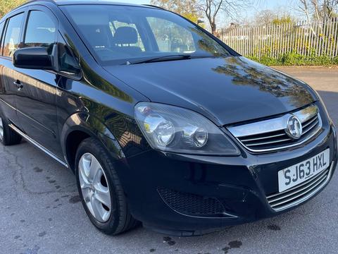 Vauxhall Zafira MPV 1.8 16V Exclusiv Euro 5 5dr (SNav)