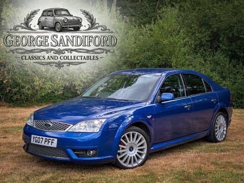 Ford Mondeo Hatchback 2.2 TDCi SIV ST 5dr
