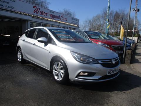 Vauxhall Astra Hatchback 1.6 CDTi ecoTEC BlueInjection Tech Line Nav Euro 6 (s/s) 5dr