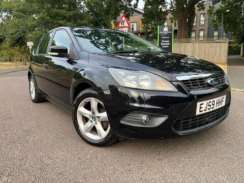 Ford Focus Hatchback 1.6 Zetec 5dr