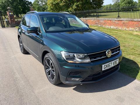 Volkswagen Tiguan SUV 2.0 TDI SE Navigation DSG Euro 6 (s/s) 5dr