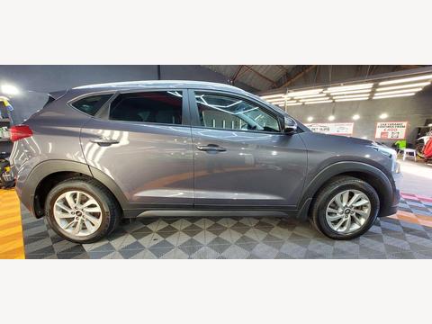 Hyundai TUCSON SUV 1.7 CRDi Blue Drive SE Nav Euro 6 (s/s) 5dr