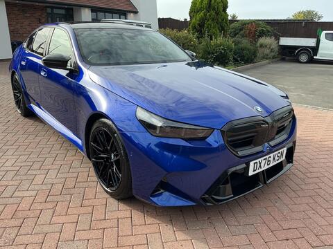 BMW M5 Saloon 4.4 22.1kWh Steptronic xDrive Euro 6 (s/s) 4dr