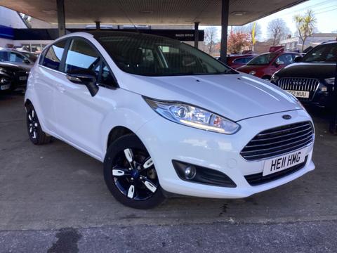 Ford Fiesta Hatchback 1.25 Zetec White Edition Euro 6 5dr