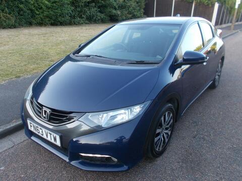 Honda Civic Hatchback 1.6 i-DTEC ES-T Euro 5 (s/s) 5dr