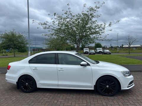 Volkswagen Jetta Saloon 2.0 TDI BlueMotion Tech GT Euro 6 (s/s) 4dr