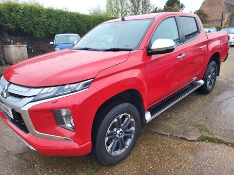 Mitsubishi L200 Pickup 2.2 DI-D DC Barbarian X Auto 4WD Euro 6 (s/s) 4dr