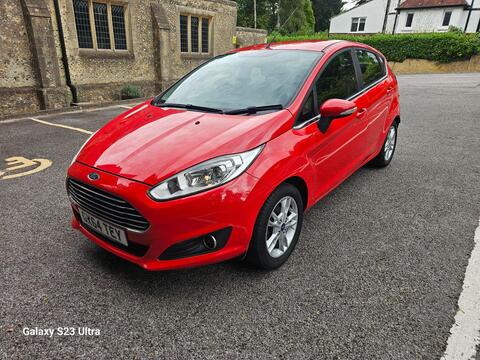 Ford Fiesta Hatchback 1.25 Zetec Euro 5 5dr