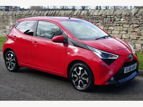 Toyota AYGO Hatchback 1.0 VVT-i x-plore Euro 6 5dr