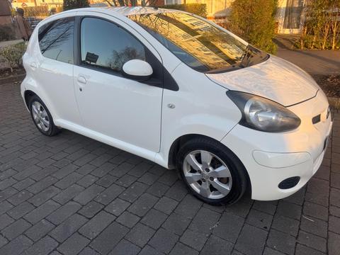 Toyota AYGO Hatchback 1.0 VVT-i Go Euro 5 5dr