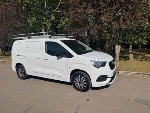 Vauxhall Combo Panel Van 1.5 Turbo D 2300 Pro L2 H1 Euro 6 (s/s) 6dr
