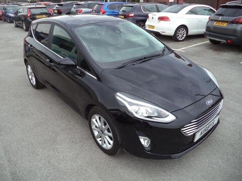 Ford Fiesta Hatchback 1.0T EcoBoost Titanium Euro 6 (s/s) 5dr