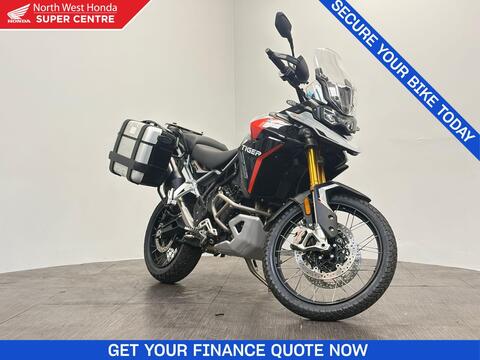 Triumph Tiger 900