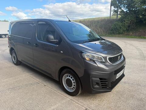 Peugeot Expert Panel Van 2.0 BlueHDi 1400 Professional Standard Panel Van MWB Euro 6 (s/s) 6dr