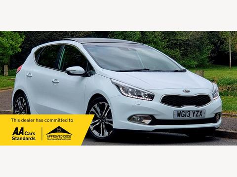 Kia Ceed Hatchback 1.6 CRDi EcoDynamics 4 Tech Euro 5 (s/s) 5dr