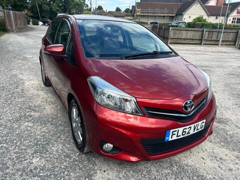 Toyota Yaris Hatchback 1.33 Dual VVT-i T Spirit Euro 5 5dr