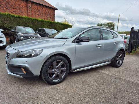 Volvo V40 Cross Country Hatchback 1.6 D2 SE Nav Euro 5 (s/s) 5dr