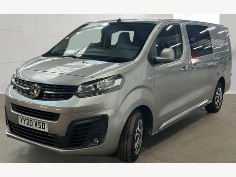 Vauxhall Vivaro Combi Van 2.0 Turbo D 3100 Sportive Crew Van L2 H1 Euro 6 (s/s) 5dr