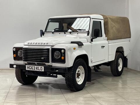 Land Rover Defender 110 Pickup 2.2 TDCi 4WD MWB Euro 5 2dr (High Capacity)