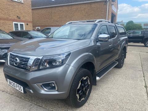 Nissan Navara Pickup 2.3 dCi Tekna Auto 4WD Euro 6 4dr