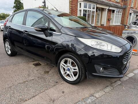 Ford Fiesta Hatchback 1.0T EcoBoost Zetec Euro 5 (s/s) 5dr