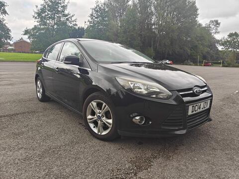 2014 Ford Focus, photograph 2