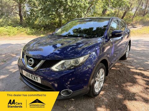 Nissan Qashqai SUV 1.2 DIG-T Acenta 2WD Euro 5 (s/s) 5dr