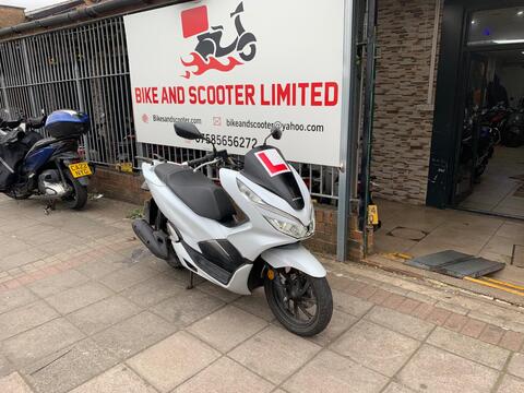 Honda PCX125 Scooter 125 CVT Euro 4