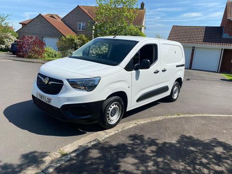 Vauxhall Combo Panel Van 1.5 Turbo D 2000 Dynamic L1 H1 Euro 6 4dr